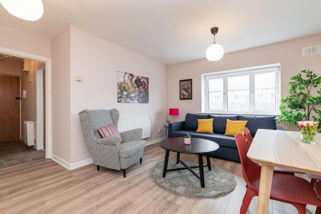Fully Refurb Drogheda Apt7 3Rd Floor Екстериор снимка
